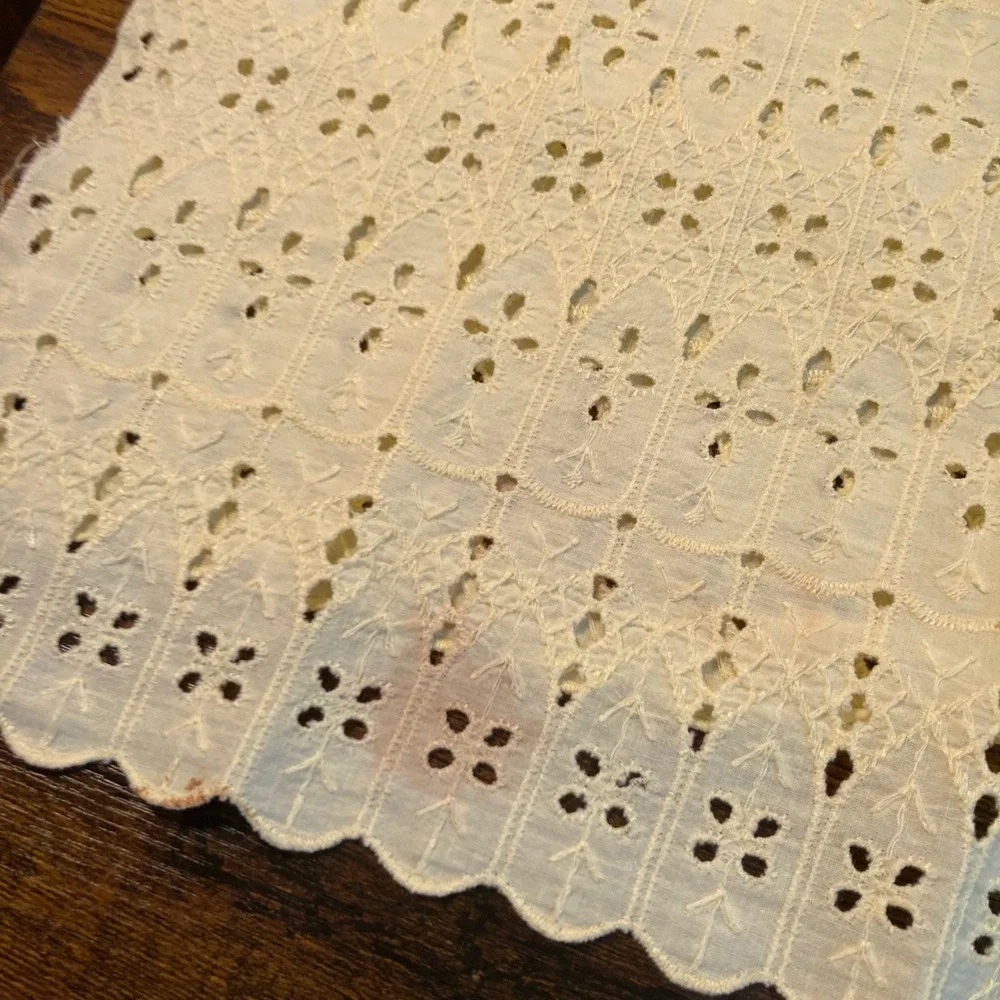 Eyelet Lace Dresser Scarves Cream Scalloped Edge Linens Set of 2 Vintage